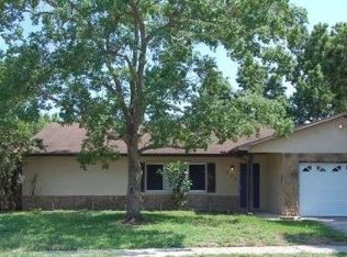 306 Woodfield Dr, Sanford, FL 32773
