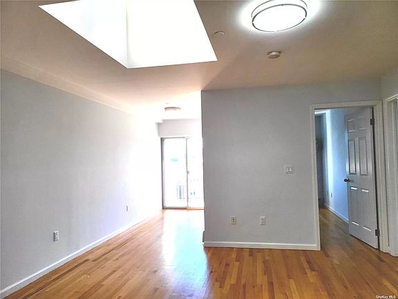 4th image of 112-19 39th Ave #4A