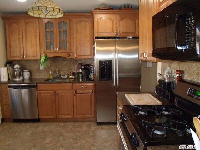 1st image of 5 Oliva Dr