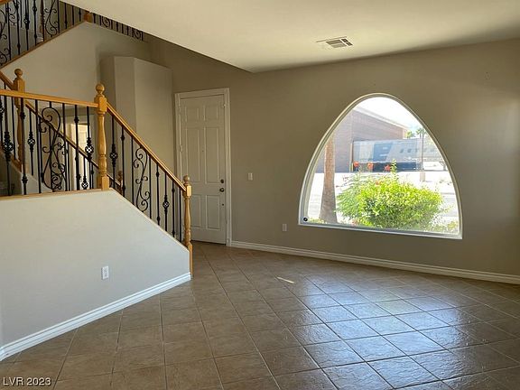 4th image of 8572 Calomeria Ct