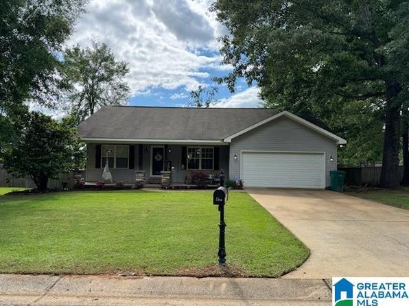 13925 Roanoke Dr, Cottondale, AL 35453