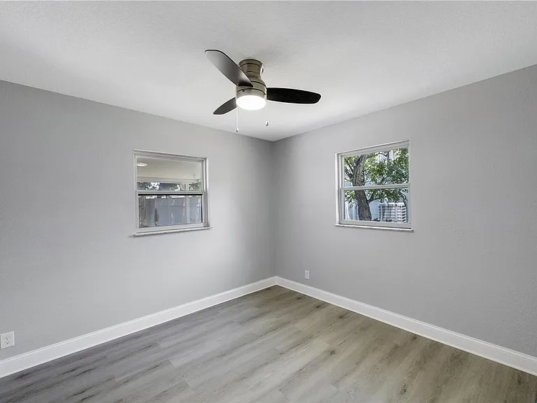 4110 Indianapolis St NE — Photo 15