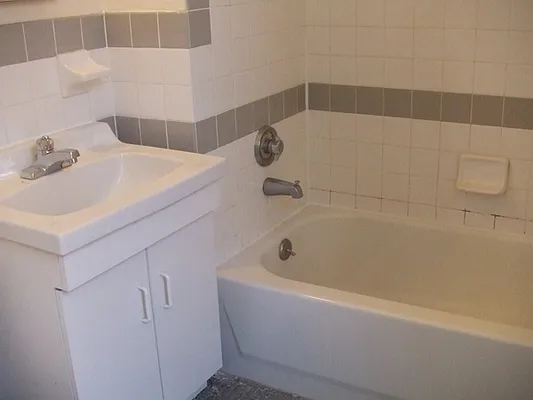 Rented by Heritage Realty LLC | media 4