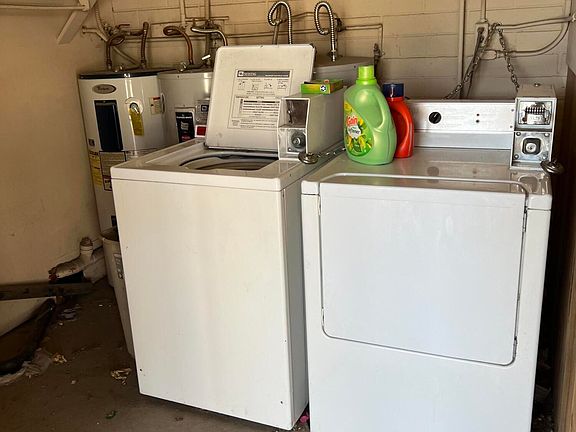 3rd image of 2540 Palisades Dr APT 4