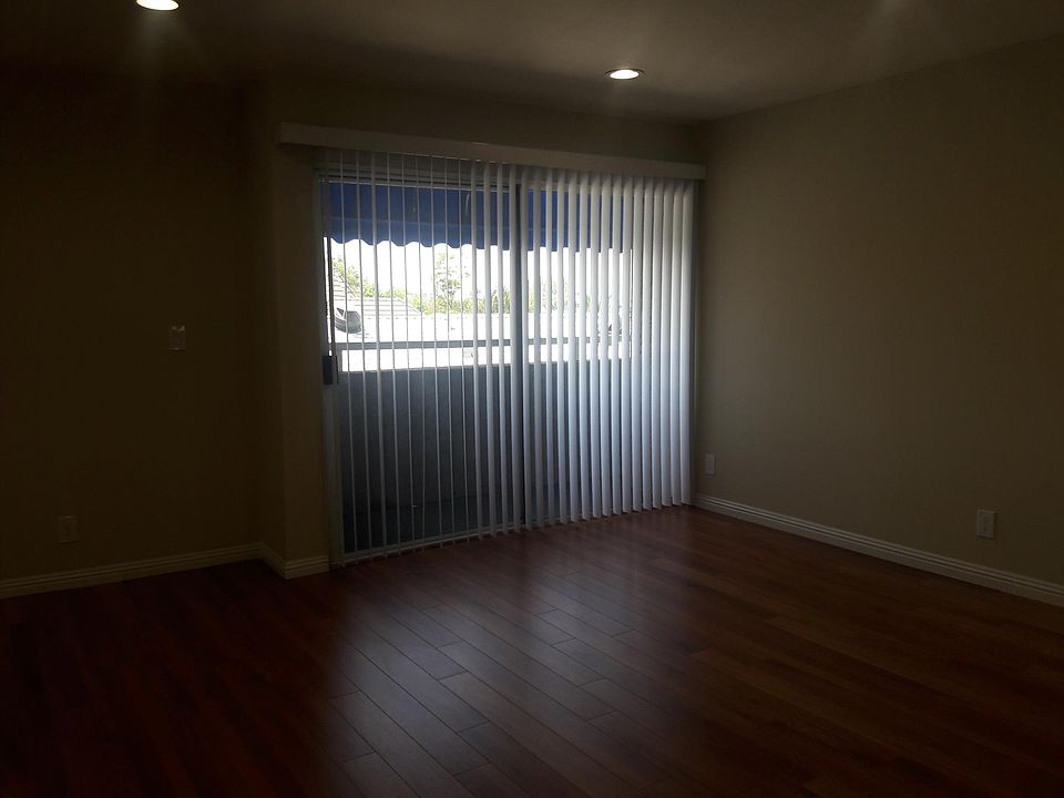 1st image of 622 E Providencia Ave APT H