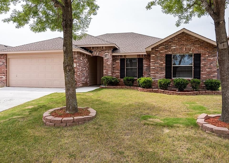 1st image of 715 Gunters Mountain Ln
