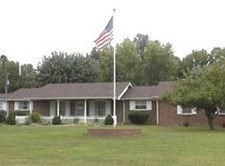7457 Highway 41 N #A, Cedar Hill, TN 37032