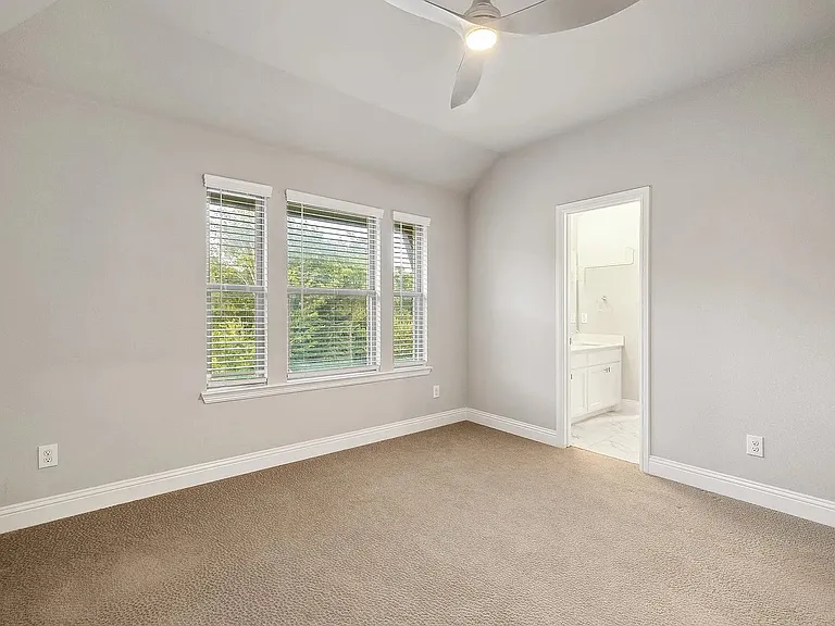 13313 Rembrandt Dr — Photo 28