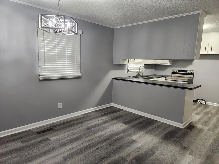 4624 Kings Gate Dr — Photo 14