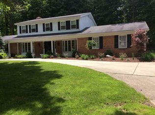 1148 Ridgedale Rd, South Bend, IN 46614