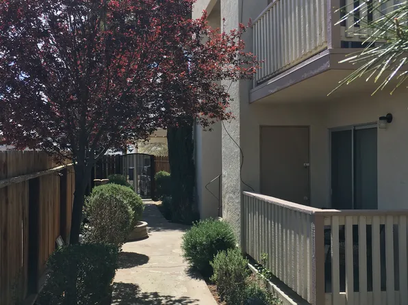 601 E Ridgecrest Blvd APT D, Ridgecrest, CA 93555
