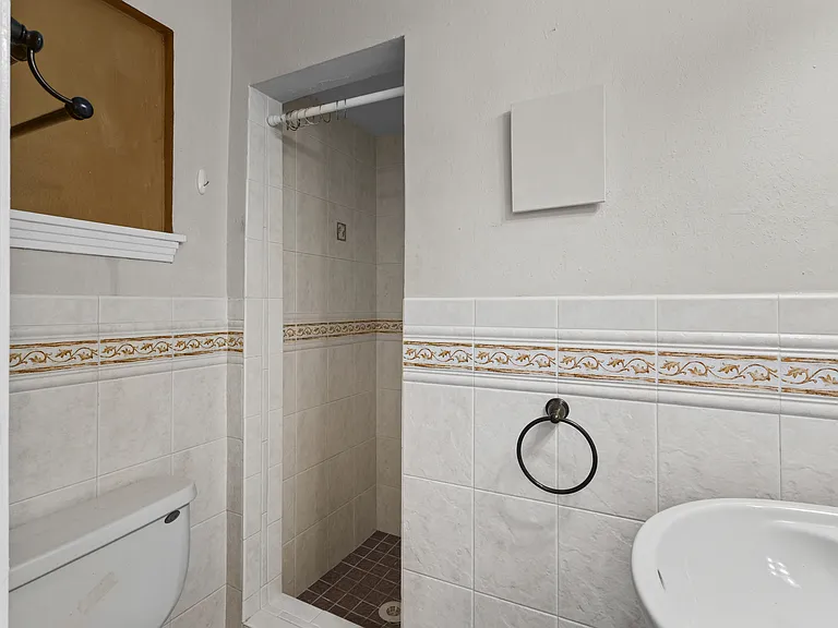 2520 E Milmar Dr — Photo 31