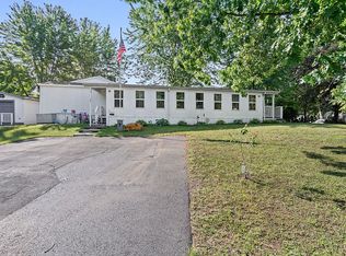 40 Old Hickory Dr, Saratoga Springs, NY 12866