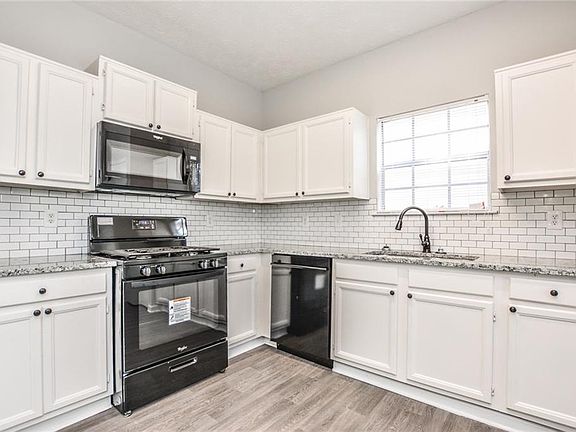 5th image of 6590 Eastbriar Dr
