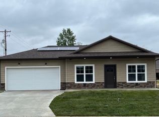 2944 Coal Mine Rd, Newburgh, IN 47630