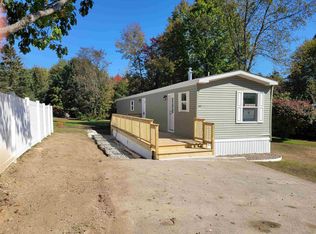 77 Pumpkin Hollow Rd, Barrington, NH 03825