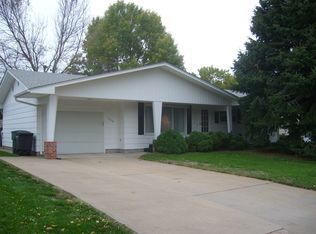 1314 Arapahoe Ave, Hastings, NE 68901