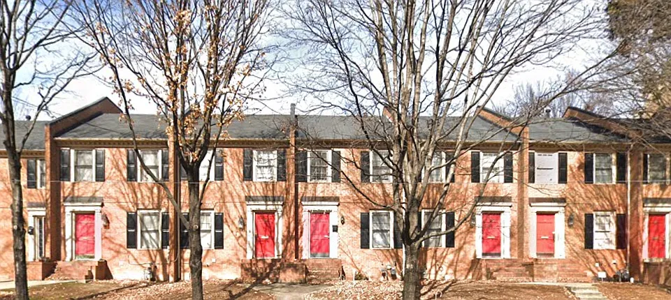1003 Atlantic Dr NW