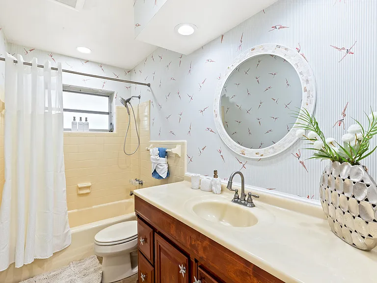 1961 NE 62nd Ct — Photo 19