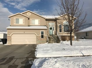 18 N Trailside Rd, Farmington, UT 84025