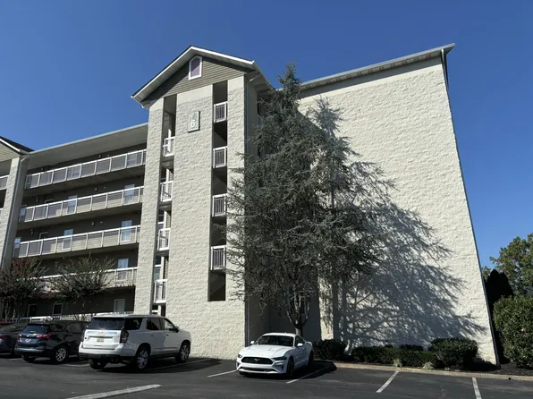 205 Ogle Dr #621, Pigeon Forge, TN 37863