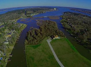 11638 Renaissance Dr, Montgomery, TX 77356