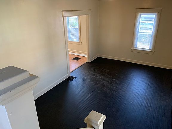 3rd image of 3417 Nowland Ave