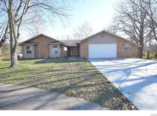 146 Shelburne Dr, Saint Charles, MO 63301