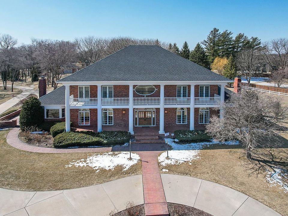1st image of 2906 Trailridge Blvd N