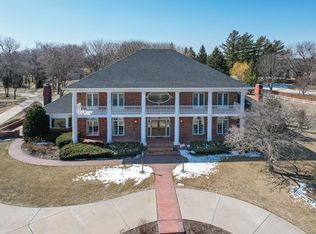 2906 Trailridge Blvd N, Elkhorn, NE 68022