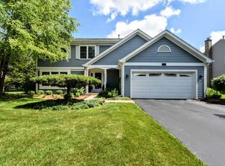 7031 Bennington Dr, Gurnee, IL