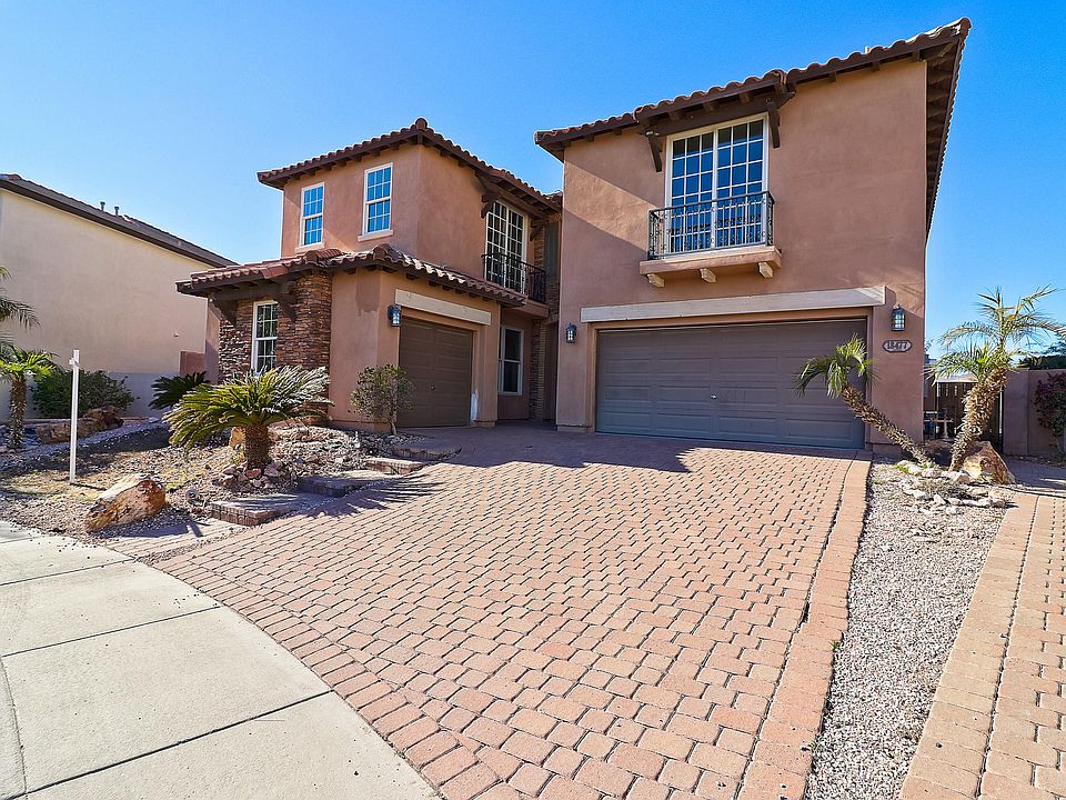 1st image of 18477 W Sunnyslope Ln