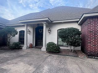 5860 Lemongrass Cir W, Lake Charles, LA 70605