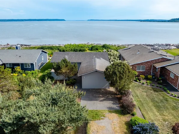 754 Livingston Bay Shore Drive, Camano Island, WA 98282