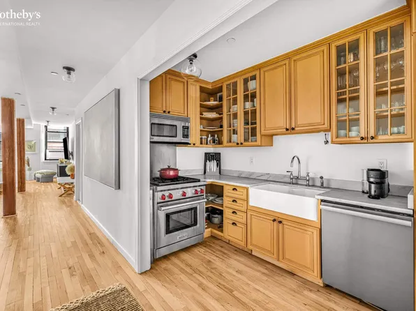 264 Water Street image 3 of 10