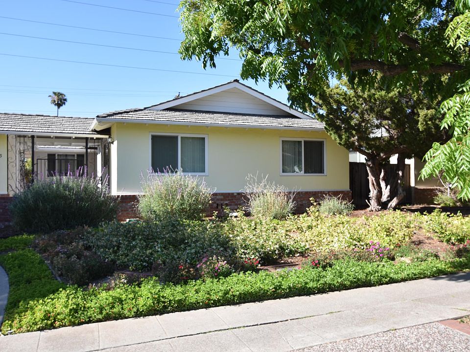 1st image of 1715 Clovis Ave