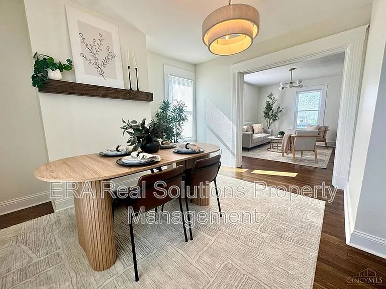 1600 Brewster Ave — Photo 6