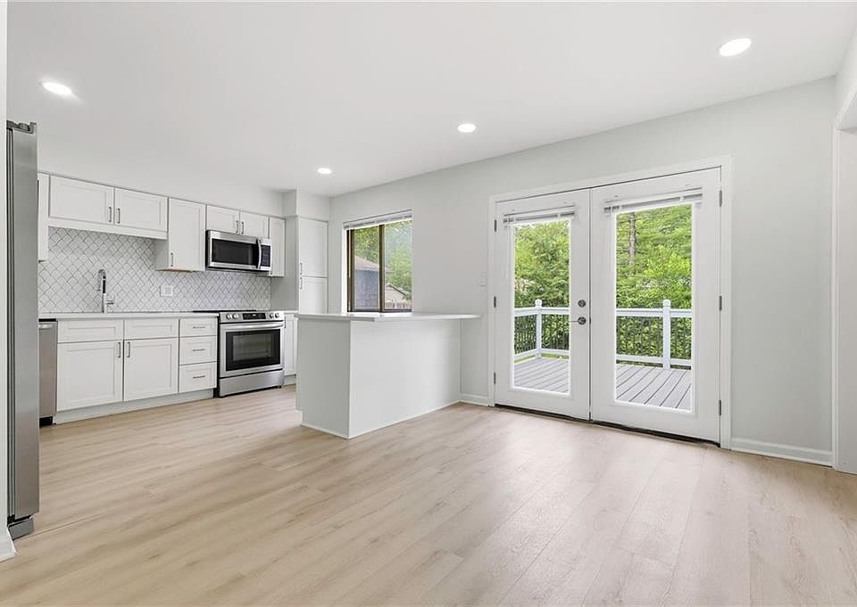 1st image of 11506-11508 Oak St