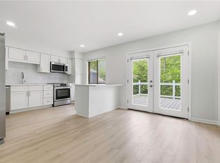 11506-11508 Oak St, Kansas City, MO 64114