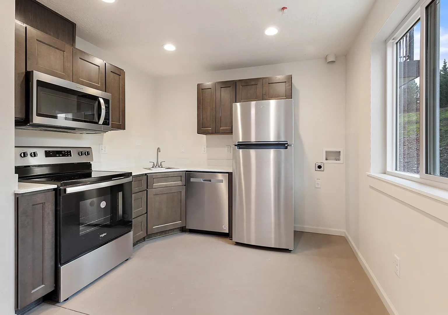 101 Erickson Ave - 99B — Photo 3