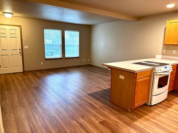 5th image of 3312 SE Concord Rd APT A