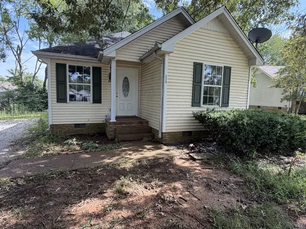 220 Bonnie Dr, Portland, TN 37148