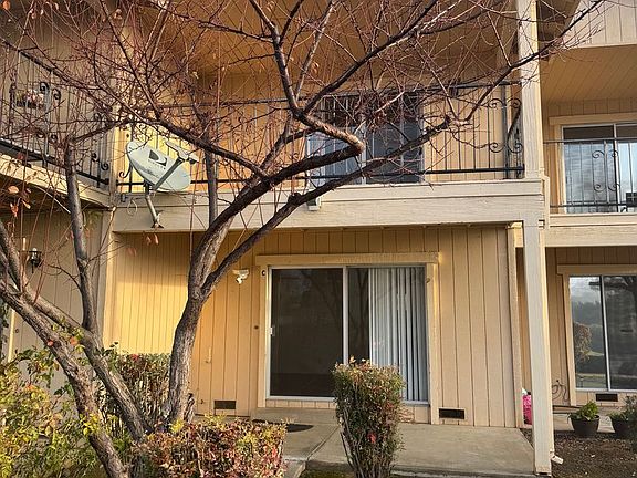 2nd image of 15280 La Alameda Dr APT C
