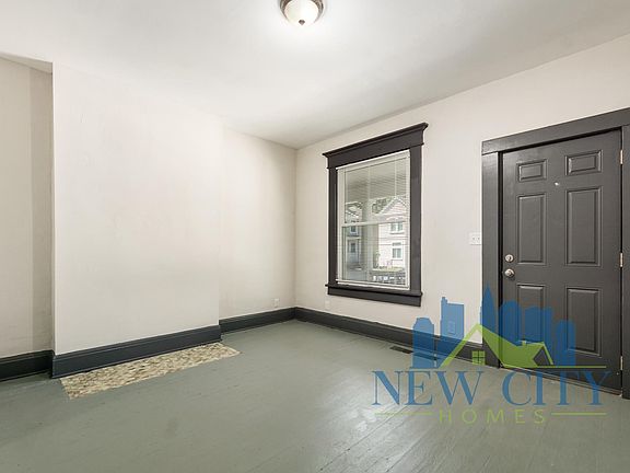 3rd image of 258 S Souder Ave