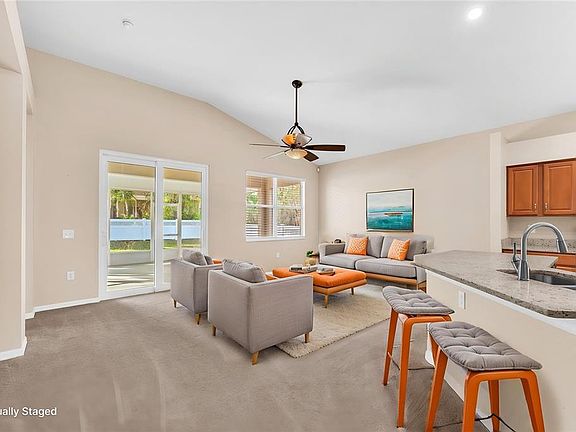 3rd image of 17115 Falconridge Rd