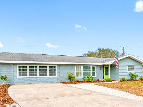 9968 136th St, Seminole, FL 33776