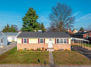110 S Blettner Ave, Hanover, PA 17331