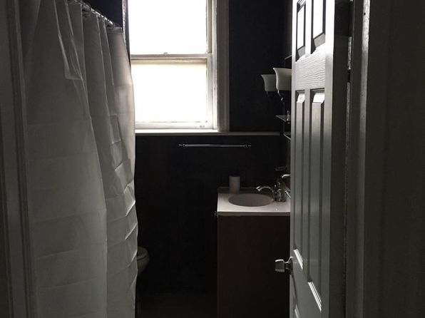 225 Jackson St APT 2