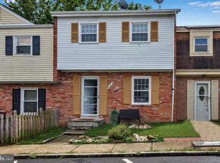 14463 Village Dr, Woodbridge, VA 22191