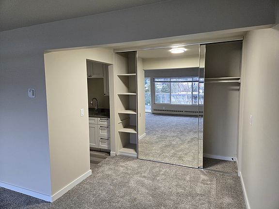 5th image of 2811 75th Pl SE APT 205